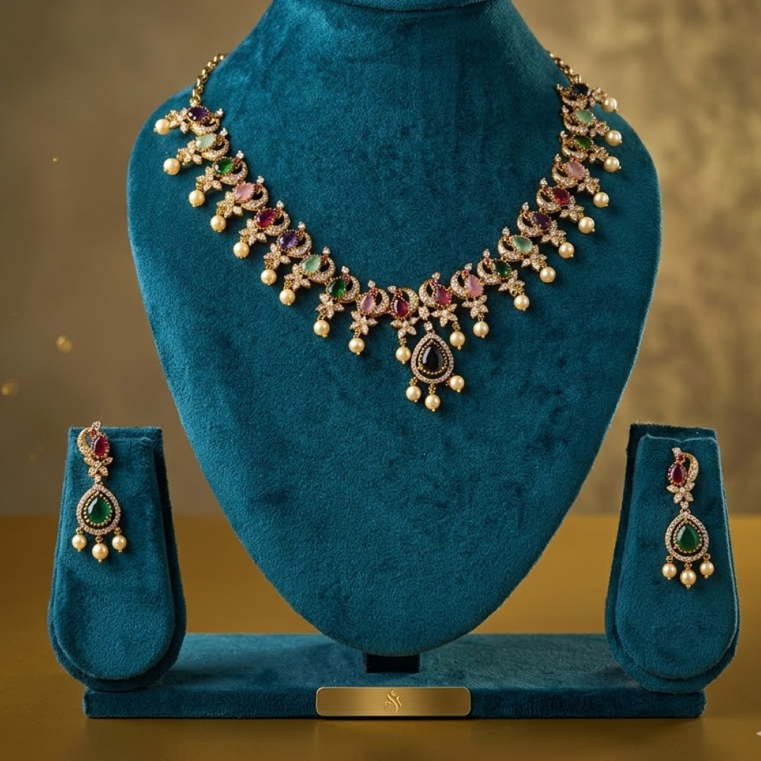 Eloura's Multi-Hue Heritage Necklace Set - E605DK